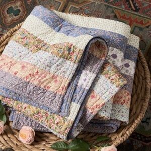 Sundance Blooming Fields King Quilt- Floral Patchwork Quilt